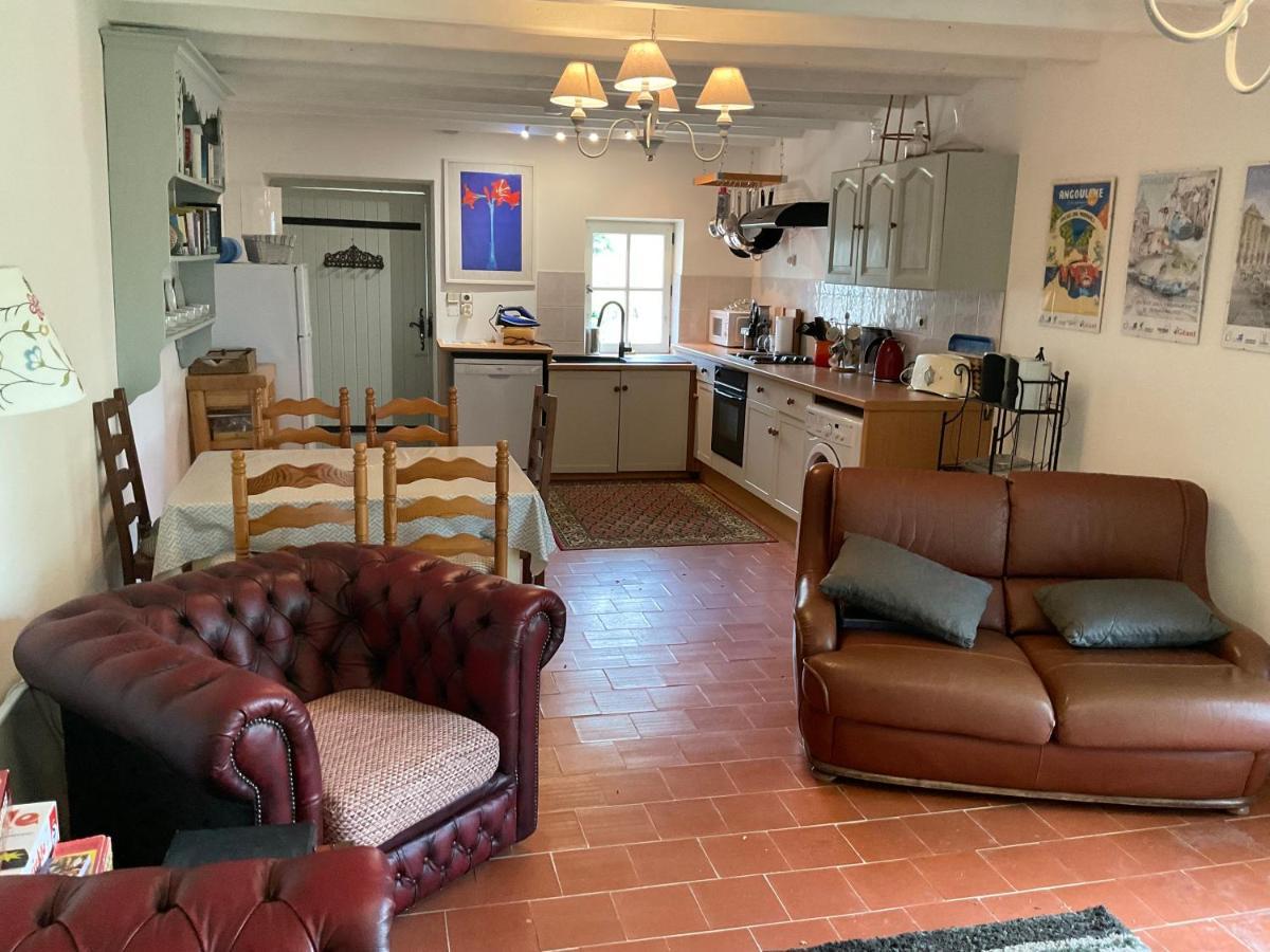 Villa Les Petits Vingnes à Edon Extérieur photo